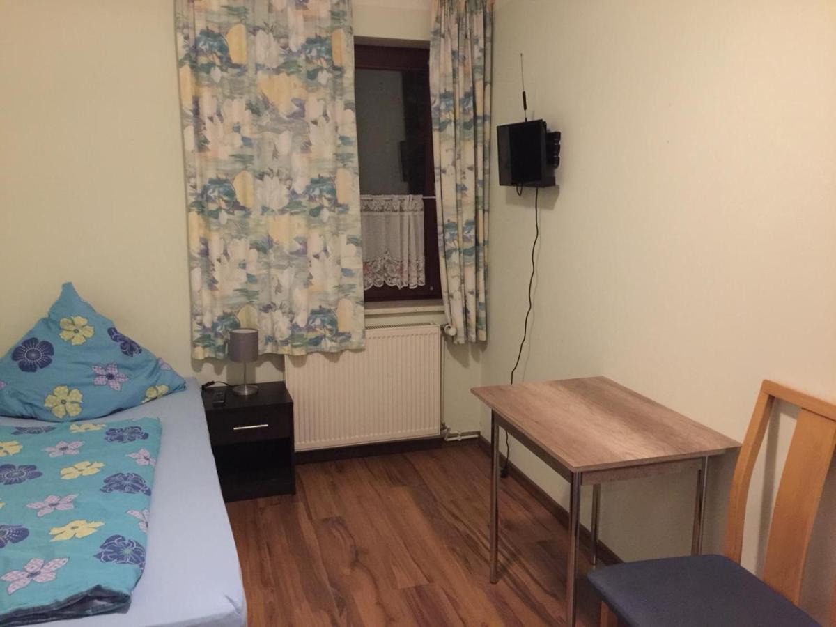 Zimmerfrei In Radebeul Buitenkant foto